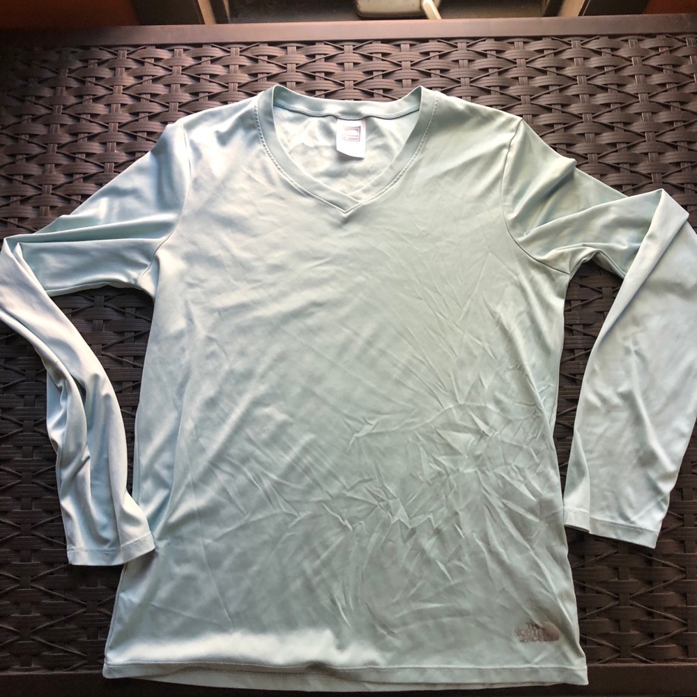 The North Face under layer shirt S/M